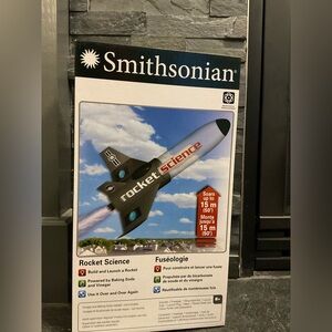 Smithsonian Rocket Science Learning Toy - Black and White